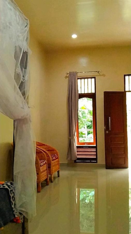 Raja Guest House - Jungle Trekking & Tours Bukit Lawang Sumatra Exterior foto
